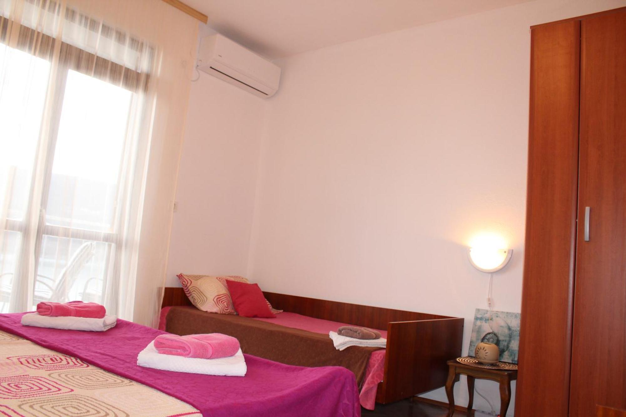 Guest House Tomanovic Herceg Novi Habitación foto
